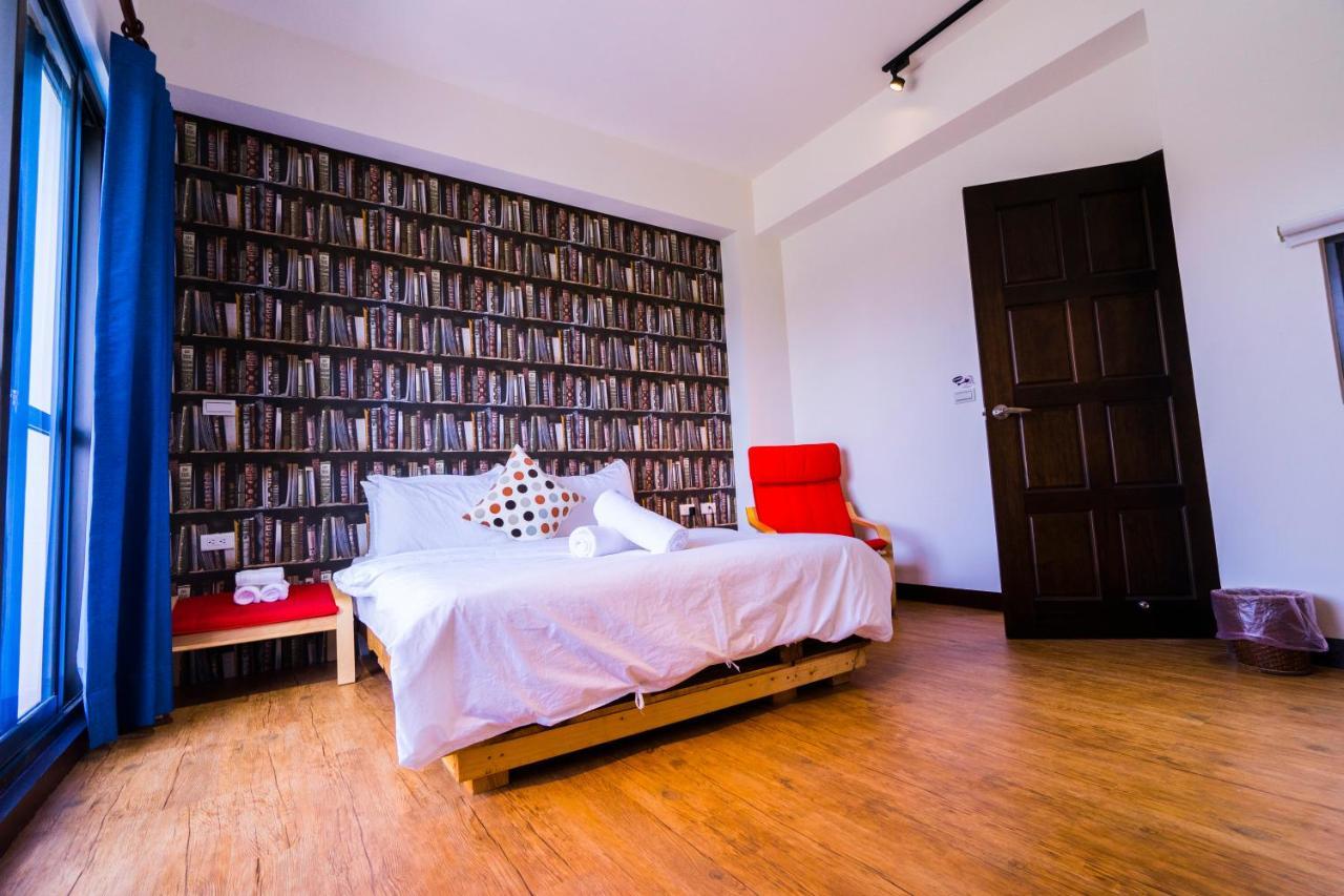 黑琵軼棧湖濱旅宿 K&B Happy Hostel Тайнань Екстер'єр фото